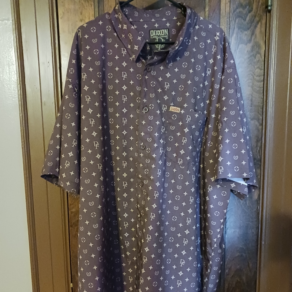 Dixxon button down short sleeve shirt. The Bougie
